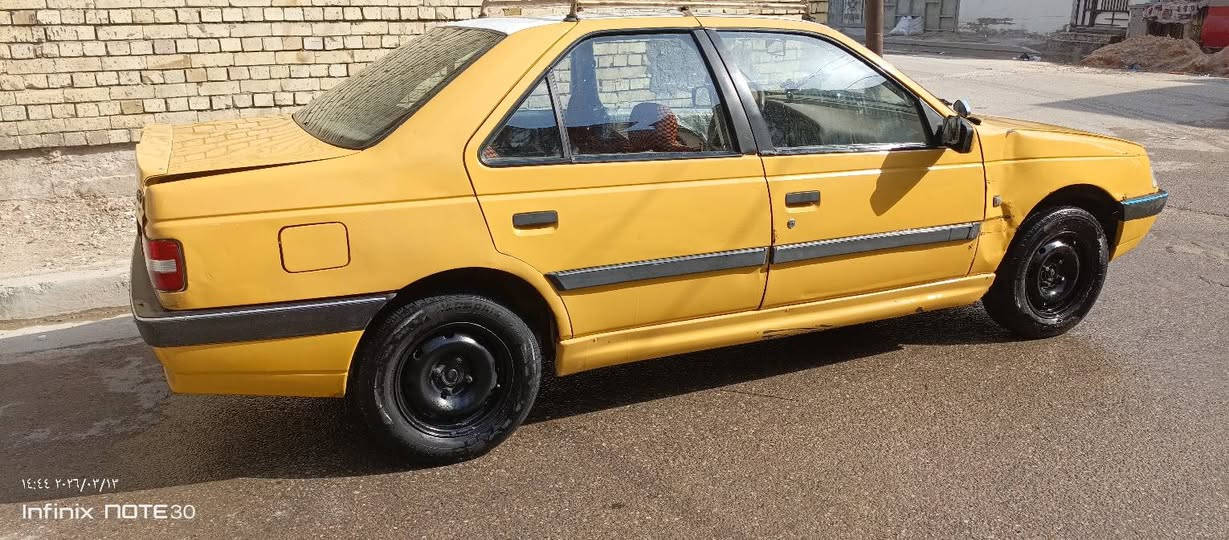 سياره بيجو اللبيع  موديل 2015ا بس ضربه كدامك بل صفه  وبه خيط تبخير هاذه رقمه *********** السعر 35شراي بيه مجال  ال شراي  وشرط تحويل
