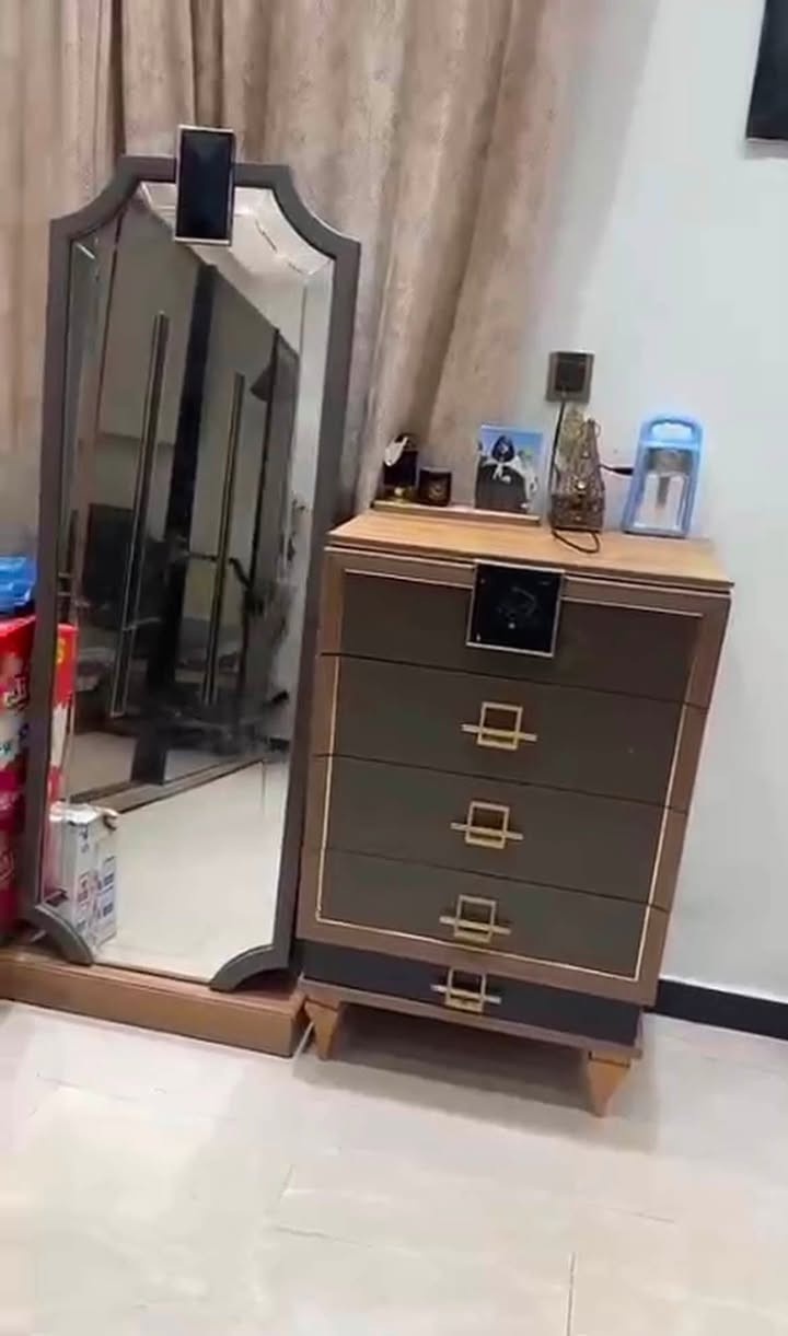 غرفه نظيفه سعر600عنوان الشعب علماً الغرفه مفتوحه


**إذا كنت صاحب هذا الإعلان وتريد حذفه لأي سبب، رجاءا أرسل رسالة إلى الدعم الفني**