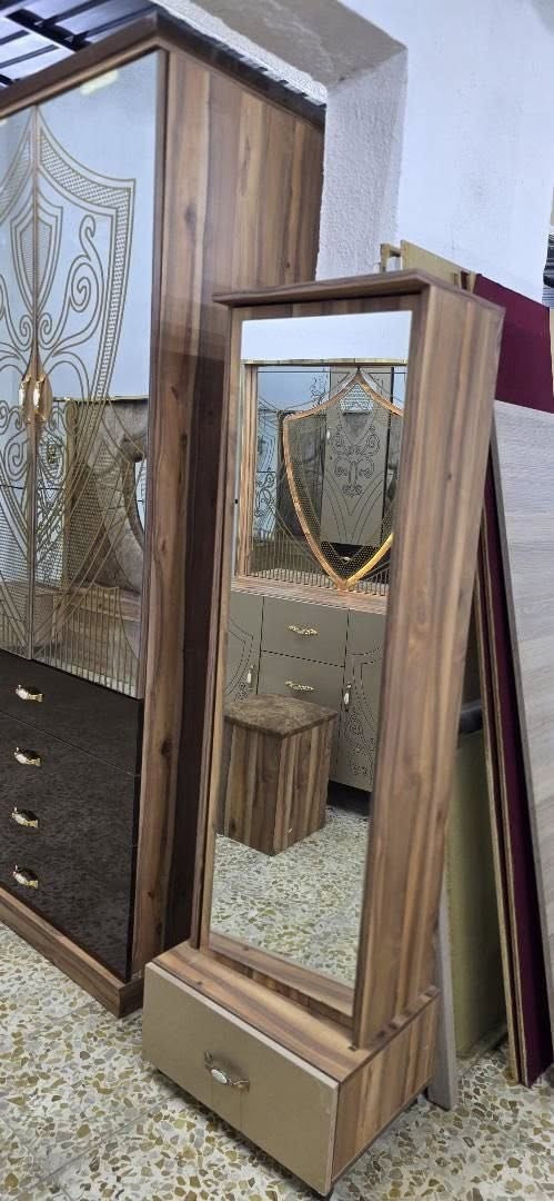 غرفة تركي 8 قطع
نظافة 90%
برغي وجوي حديد
شد ونقل داخل بغداد مجاناً
يوجد توصيل محافظات والشد مجاني


**إذا كنت صاحب هذا الإعلان وتريد حذفه لأي سبب، رجاءا أرسل رسالة إلى الدعم الفني**