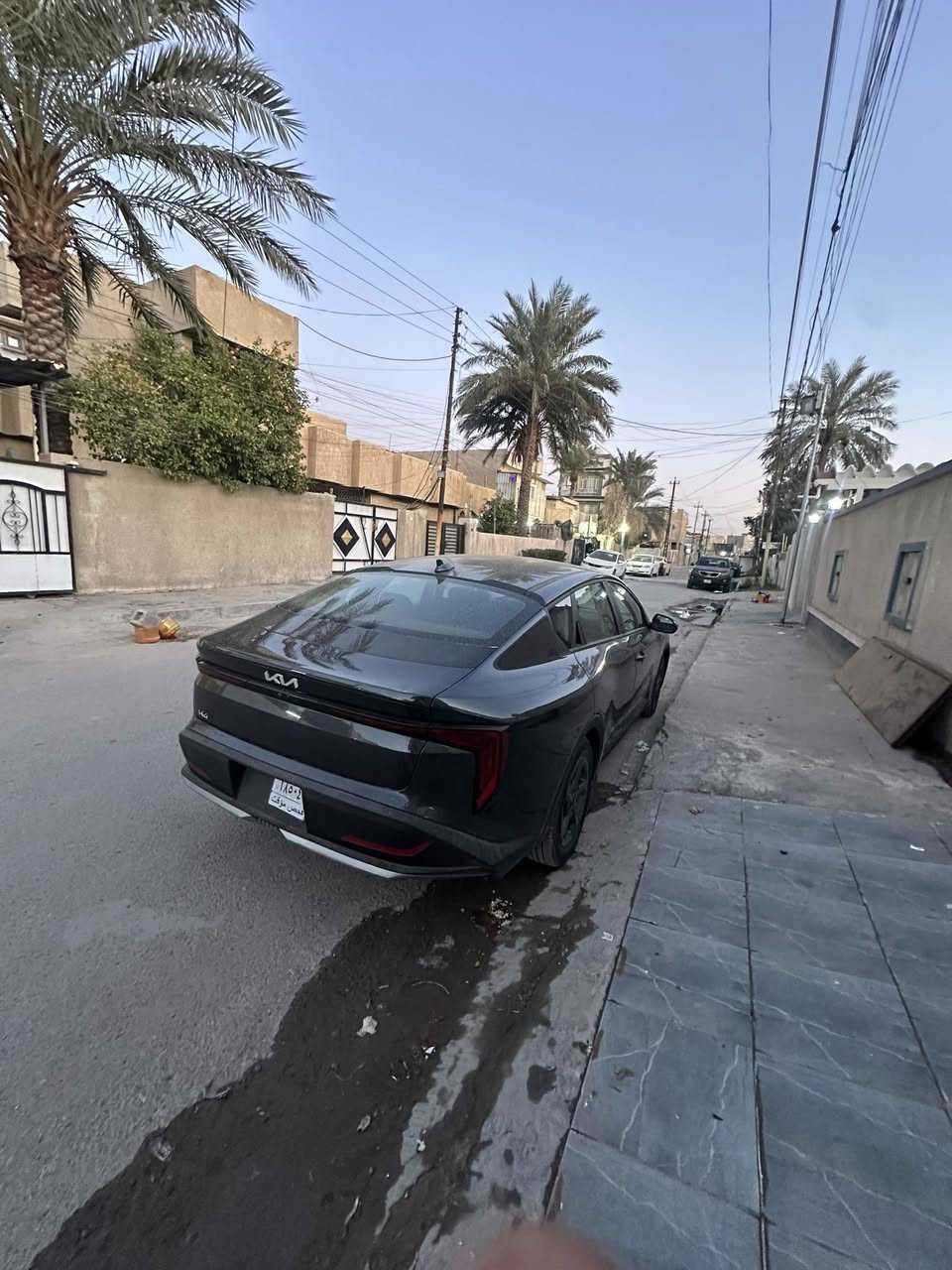 السلام عليكم كي فور  للبيع ولمراوس جيب جارجر 
موديل 2025 دخول جديد 
صور الحادث بالمنشور واضحات بدون دواخل ابد 
وبيهة رصعة بالكصة مال قمارة اثر تحميل السيارة وسويتها بالجهاز 
مكانها بغداد البياع أو حي حطين 
السعر 157 وبيها مجال     
رقم الهاتف ***********
