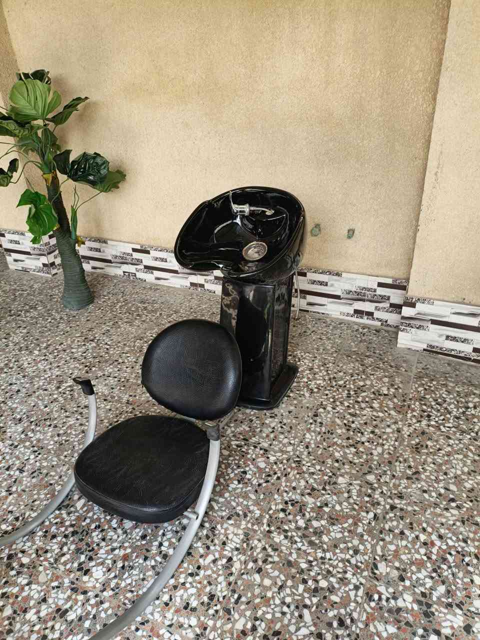 مغسلة صالون للبيع قيم واخذ تواصل ع ماسنجر


**إذا كنت صاحب هذا الإعلان وتريد حذفه لأي سبب، رجاءا أرسل رسالة إلى الدعم الفني**