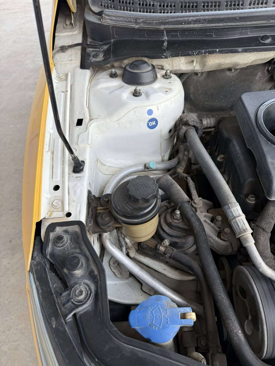 كيا فورتي 2013 ضربته باب وجاملغ خلفي يمين مكينه ٢٠٠٠دوش كفاله عامه محرك وكير وتبريد وصدر سيارة خير من الله كبل للشارع السعر ٩٥ وبيهه مجال العنوان ناحية الوحده قرب بسماية 
الاستفسار  الاتصال بالرقم ***********
غير متواجد بالفيس 
صاحب السياره الملكي عقيل الساعدي
