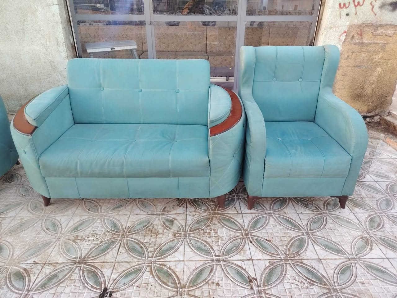 تخم ١٠ مقاعد مستخدم تسكام سعر مناسب عنوان المعمل دوانيه تقيه يم ساحه معمل ومعرض ورده الربيع رقم *********** بي وتساب متواجدين
