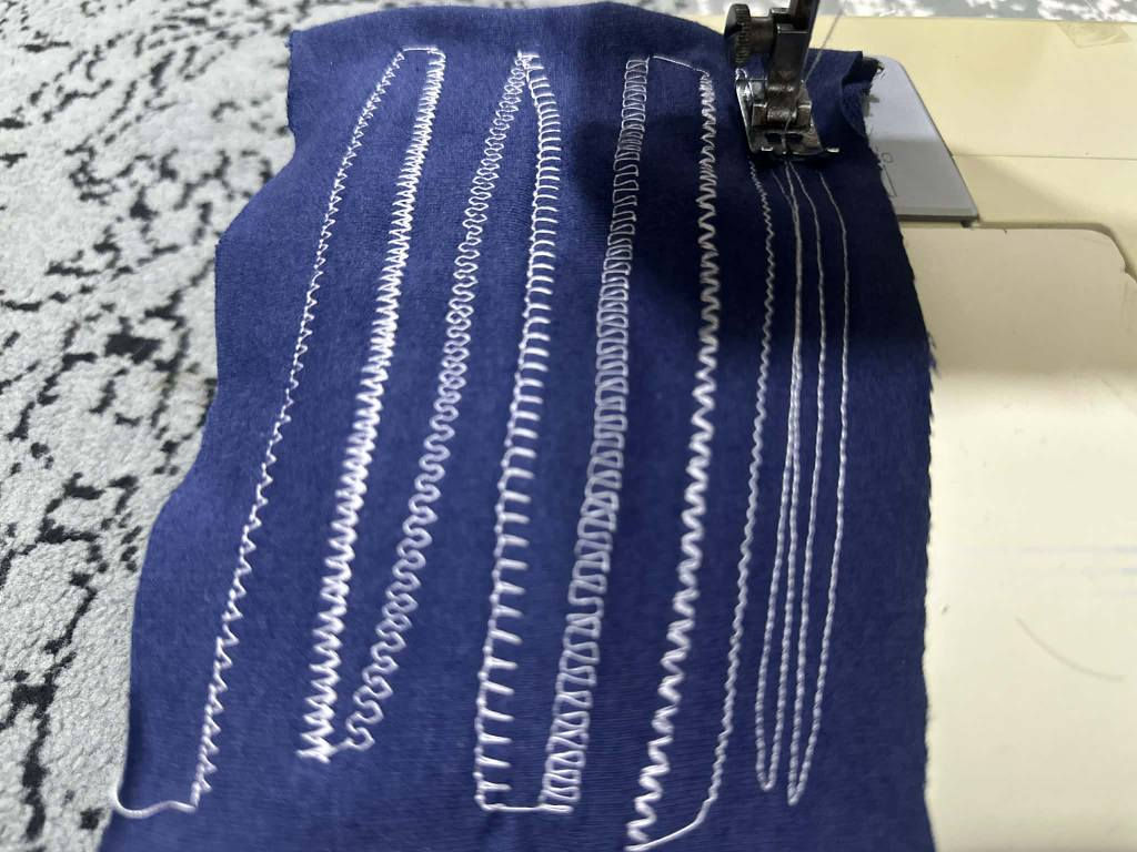 سلاو مەکینەکەی زۆر خاوێن نەخش و ئۆڤەرو ڕاستە درومان کونە قۆمچە دەکات 
بەشەرتی بیعەیبی
تەنیا پارەی مەکینەکەی پەپولە نرخی ٥٥ یە ک تۆز مەجال سلیمانی
گەیاندنیشمان هەیە السليمانية, العراق


**إذا كنت صاحب هذا الإعلان وتريد حذفه لأي سبب، رجاءا أرسل رسالة إلى الدعم الفني**