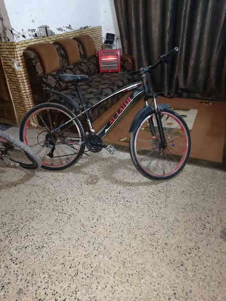 السلام عليكم
مجموع بايسكلات 
المكان بغداد الشرطه الخامسه
***********
