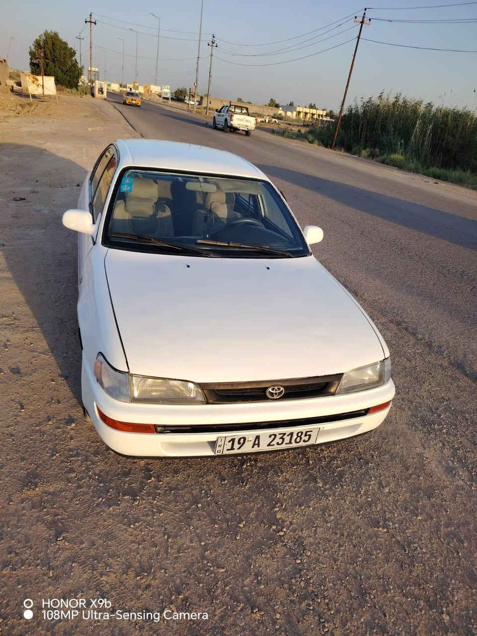 كورلا ايسر بلاد  موديل 94كير ومكينه مكفولات
تبريد ثلج 🥶 تخم تاير صدرجديد بيها ظربه بل جاملغ الخلفي 
رقم نكليزي هزه جديده 
سياره جاهزه ماتذب عليا الف سعر 57 وبيها مجال 
مكان السياره واسط الدجيلي للستفسار اتصل ***********
