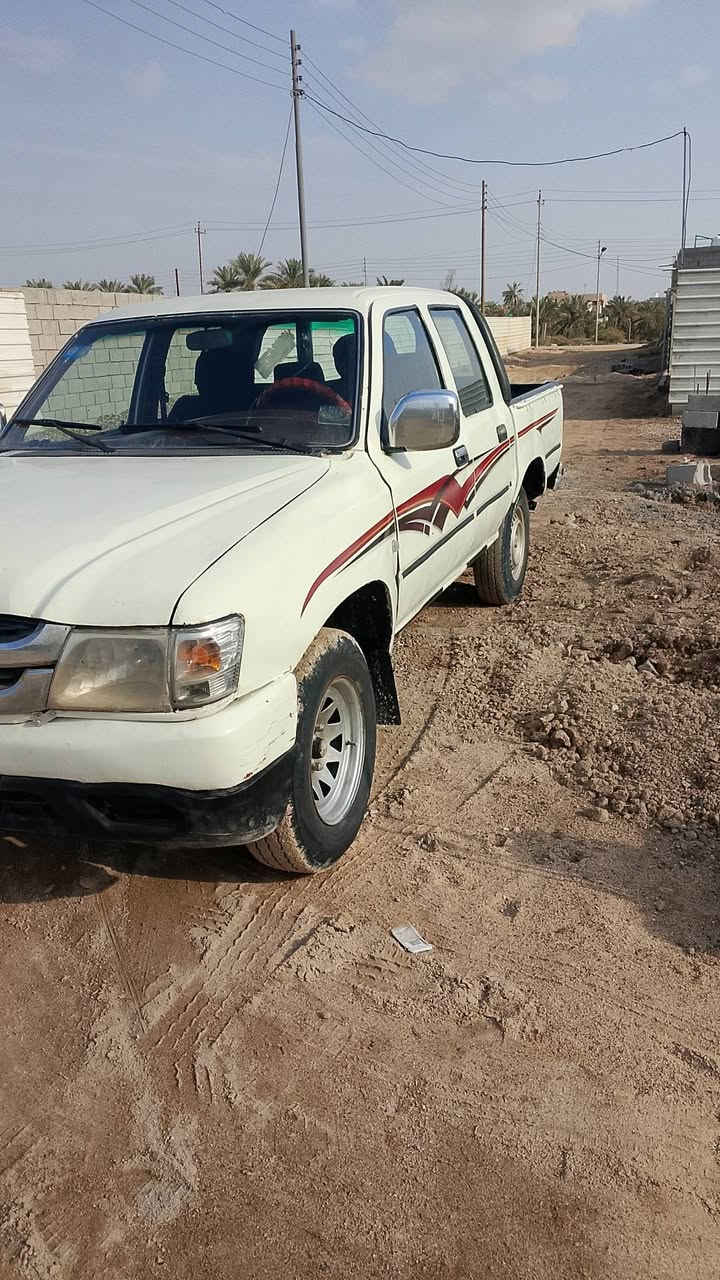 السلام عليكم سيارة كريت ويل 2006 سياره مكينه وكير وحداده كفاله السياره مصبوغه عام بسمي السياره السياره بيها ضربه بل جاملق اليمن عنواني البصره رقم *********** السعر ب30
