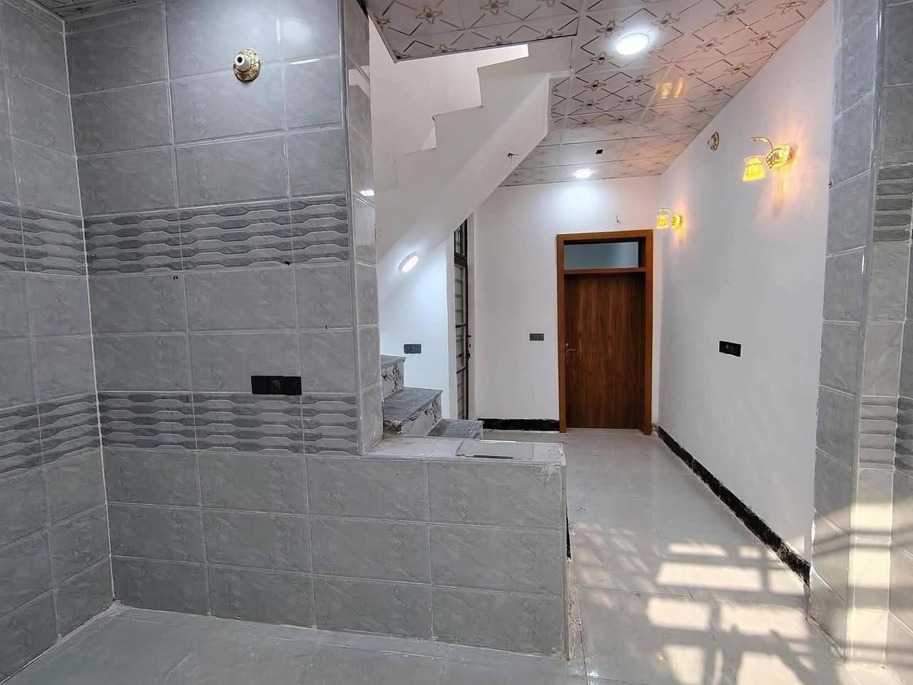 *دار للبيع مساحة50متر  ....طابو زراعي سند 25
حق التصرف قرار محكمه باسمك مشمول بالتطويب ...

*عنوان شارع المطار الصب مقابل ملحق قرية الغدير

بسعر 💸💸 20 مليون وبي مجال 

♦️ بناء درجه اولى جناي طابوق نهروان جمهوري صب تسليح اساس وسقف والكثير من التفاصيل موجوده في صور المنشور

*خدمات كامله ماء كهرباء تبليط بعرض 15 متر خط مولد سوك اناره ليليه 

مدارس اهليه وحكوميه انترنيت 

للاستفسار اتصل على ***********أو مراسله واتساب *********** 

@الجميع
