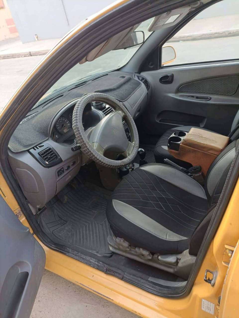 طيبة موديل 2013 سنوية بأسمي كوبون بأسمي بيها صبغ جاملغ النفر تبريد شغال السعر٣٧ المكان موصل حي التحرير***********
