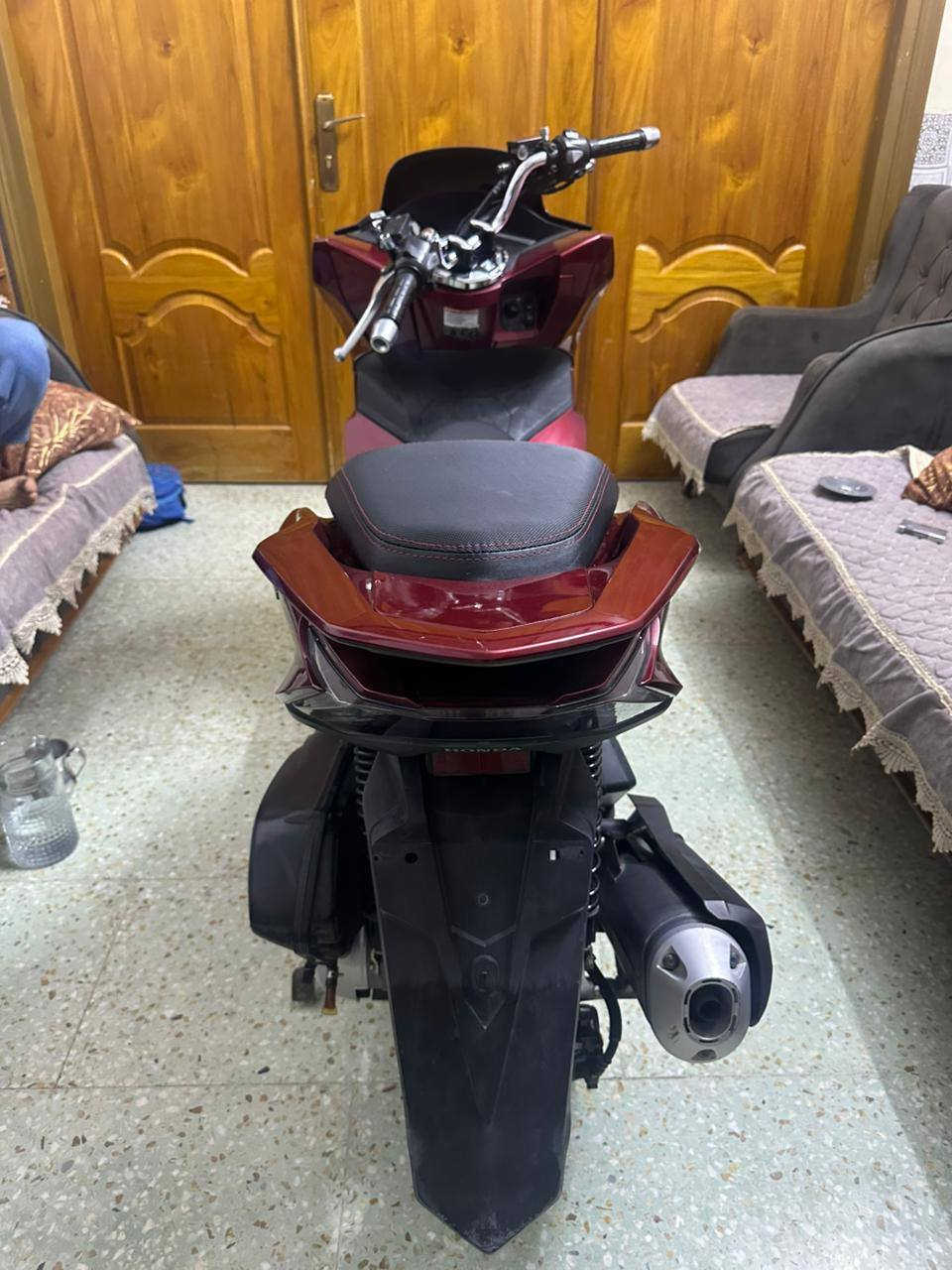 سلام عليكم  للبيع بي س اكس جيل الرابع
يا باني اصلى شرط ماشي ٦ تالف دراجه وكاله اصلي السعر ٢٧ بيه مجال بسيط مكان الدراجه بلديات الضباط مكلف بل نشر هذ رقم ابو دراجه ***********
