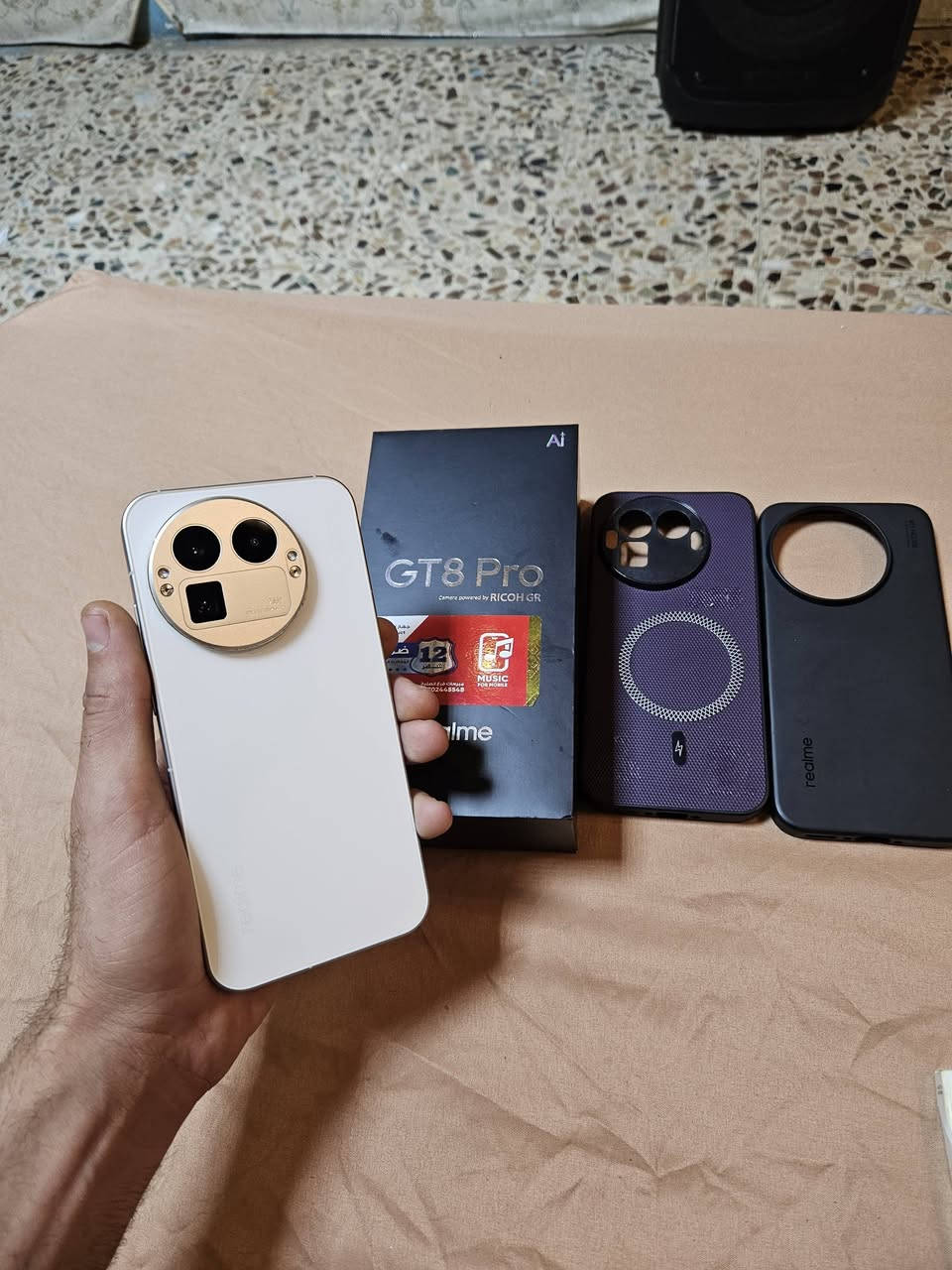 Realme GT8 pro
512 
 نظافة 100% 
ملحقات كاملة غير مستخدمة مع حافظات عدد 2 
السعر مليون و 75 مكاني بغداد شعب ***********
