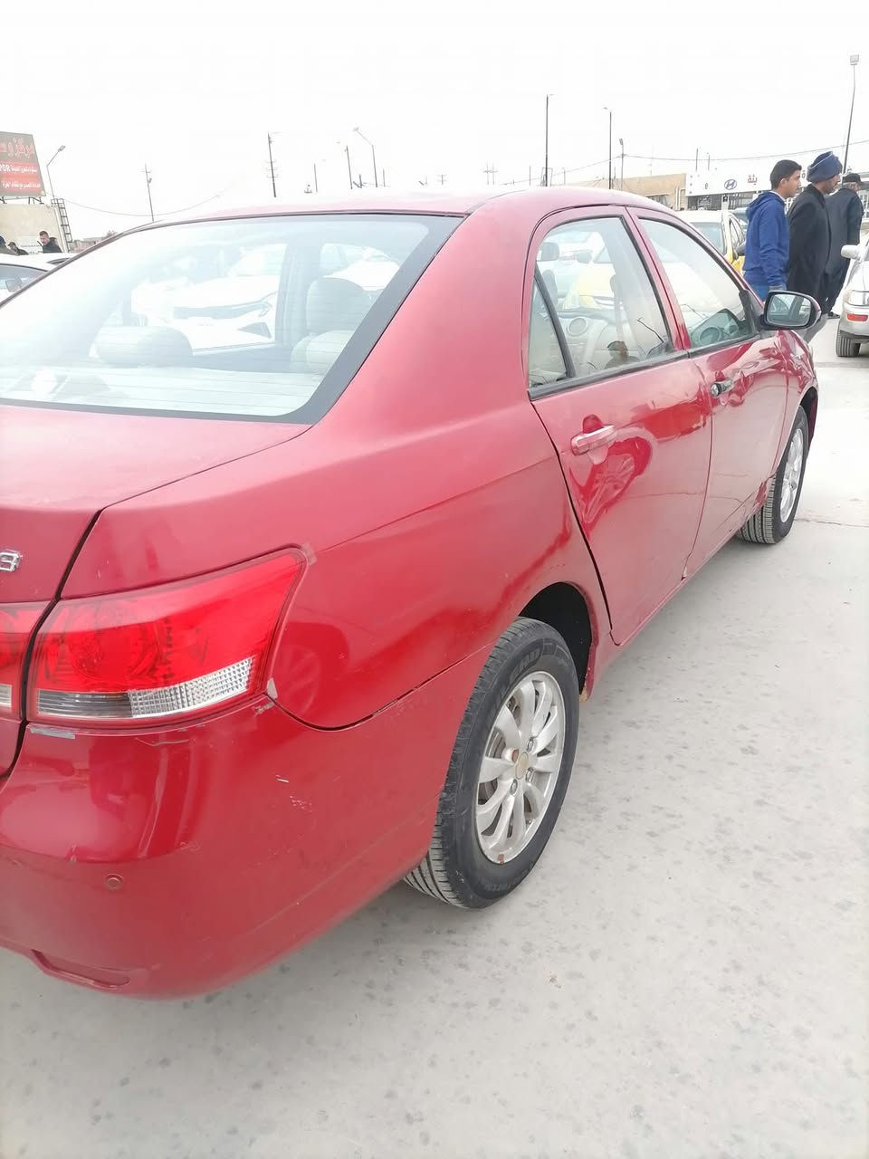 السلام عليكم بي وايدي 13كير مكينه كفاله بدون ضربه ولا صبخ تخم تاير جديد حداديه جديده عنوان بغداد الأمين *********** السعر ٤٦وبيهه مجال بسيط
