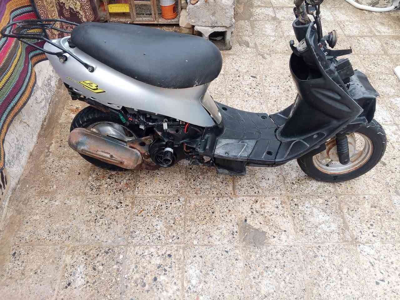 سلام عليكم للبيع بيجي فحل كفرات جاهزات كلهن موجودات صالرلي 5 تيام من حربت دراجه نضافه شوفت عينك مكينه ناعمه كهرباىيات شغاله باتري جديد جوزه بلاد سعر 280 ويدلل شراي لمو شراي بروح لحسن لاتعبني ::‏‪***********‬‏ سماوه
