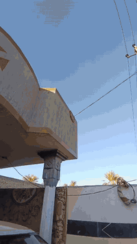 سلام عليكم سياره سمند 2010 رقم بغداد انكليزي بسمي مصفره هيئه وغرمات بسمي تحويل مباشر  سياره بلاديه ما ملعوب بيه الباب بي ضربه خفيفه الباب الثاني بس صبغ عايفه عل حطته لحد هسه بلاديه سياره عد هذني البيابن صور موجوده كير ومكينه خير من الله صدر امامي خلفي جديد خير من الله سياره متعوب عليه مال جناي استخدام شخصي  سعر 30 بيه مجال الطيبين. رقم 
*********** بي وتساب
*********** اتصال
