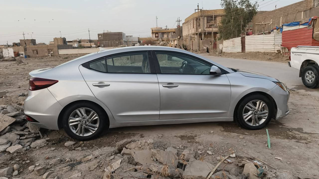 سلام عليكم النترا للبيع موديل ٢٠١٩ أمريكي كير at رقم بصره انكليزي بسمي تحويل ثاني يوم مكينه ٢٠٠ مفتوح كازكيت كتاب فحص موجود مكاني الناصريه قضاء جبايش. رقم الهاتف ***********
