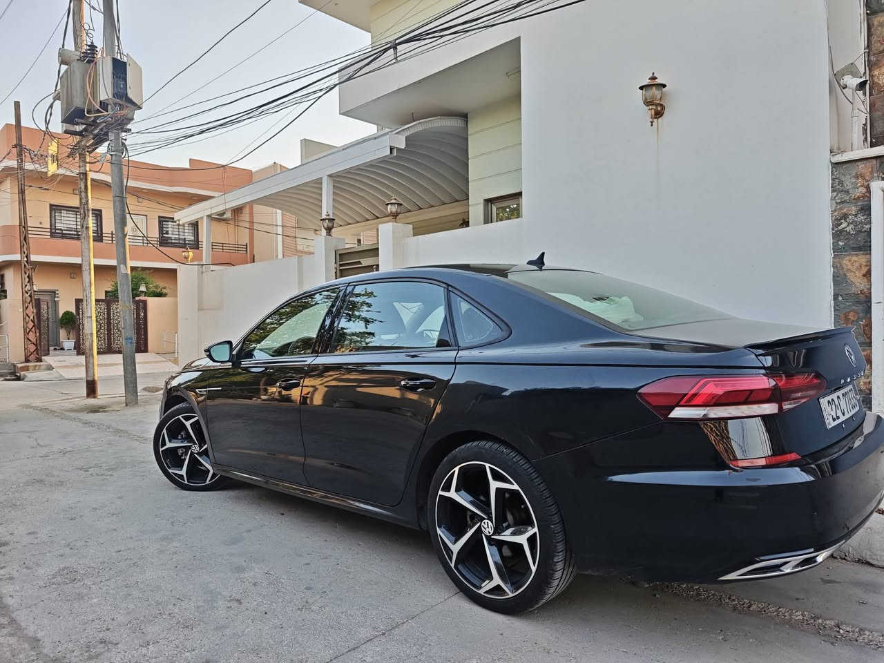 السلام عليكم ورحمة الله .. 
Passat 2020 R line 🚀🚀🚀   للبيع
رقم اربيل سنوية وهزه. جديد ب اسمي . 
ضرر بونيد بدووووون دواااخل ولاشاصي مع  جامرلغ خلفي   ويل 19  سياره براسها 60. حظ ماشية 100 الف كيلو  السعر  عل خاص.


**إذا كنت صاحب هذا الإعلان وتريد حذفه لأي سبب، رجاءا أرسل رسالة إلى الدعم الفني**