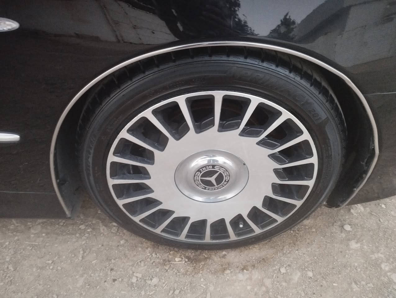 بەناوی خوای گەورە
ویلی مایباخ 18 
بەشەرتی هەموشتێک 
لەرزین خواری 
چوارتایەی سفر سفر یەک حەفتەیە بەسراوە
گۆڕینەوەئەکەم بەوێڵد یان سوێڵ


**إذا كنت صاحب هذا الإعلان وتريد حذفه لأي سبب، رجاءا أرسل رسالة إلى الدعم الفني**
