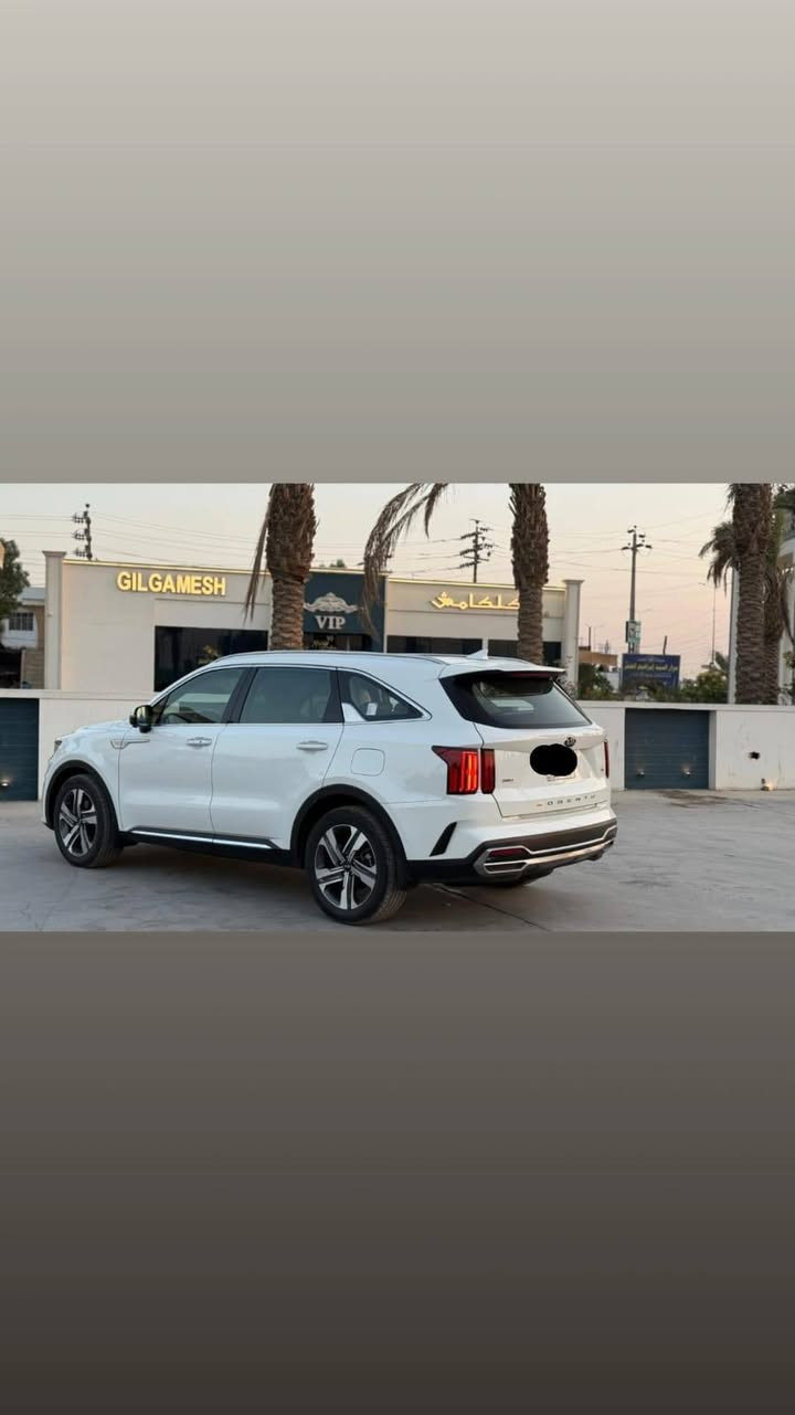 سيرنتو 2021 خليجي وكاله دوليه
6 سلندر 
ماشية 80 الاف حقيقي 
سياره فول الفول 
بانورما 
جلد 4 كامرات 
كشنات تدفه تبريد 
فور ويل 
كشنات خلفيه كهرباء 
صندوق كهرباء 
سياره مكفوله من بارد و صبغ و تبديل 
سياره بعدها بنظافه الزيرو 
مابيه نقص لو ربع دينار 
رقم صاحب *********** 
مكان سياره نجف
