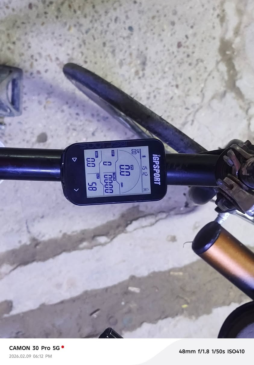 السلام عليكم بايسكل لبيع C700 بايسكل جاهز كامل جهاز عداد كيلو متر أو سرعه  أو بلوتوث للبيع السعر 115 أوبي مجال المكان الحرية الولى ***********
