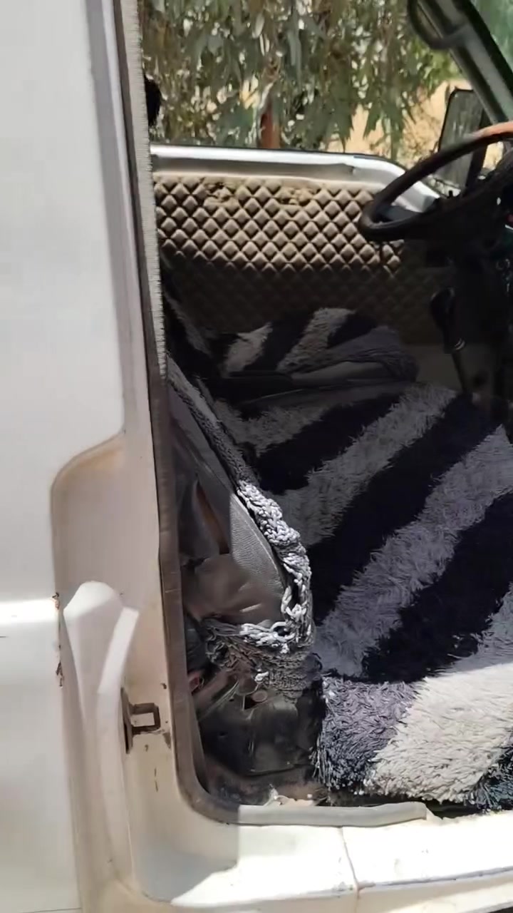 السلام عليكم
كيا مستبوشي مديل 92 محرك ستاركس انقص دهن شي قليل واسوي وكاله خاص السعر 17 بيه مجال
الاستفسار ***********
