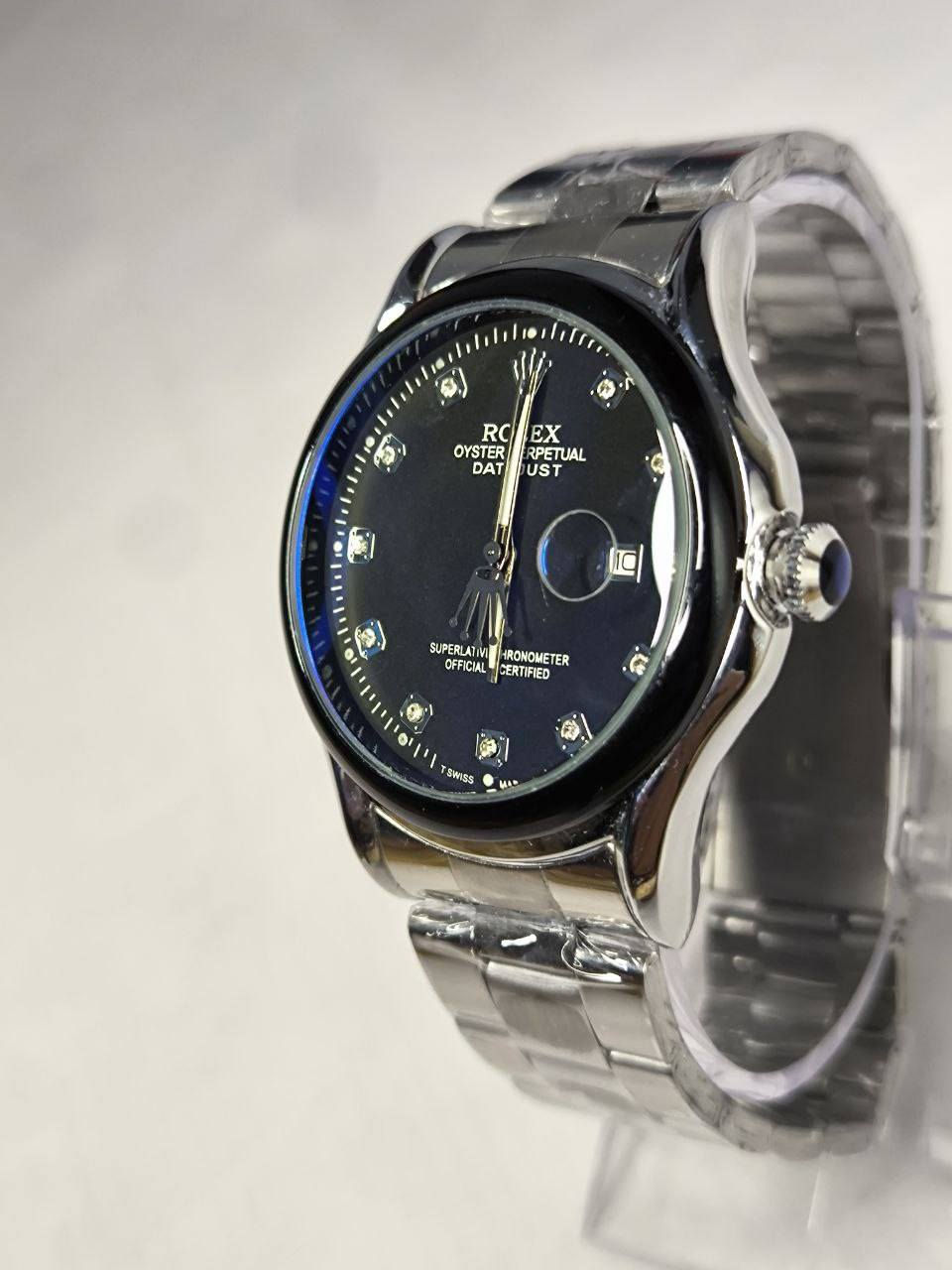 ساعة رولكس وراد اوربي DHL
تحفة فنية فول الفول
مكينة كوارتز 
جام زفير مزرق ضد الخدش مع فول لامينوس 
لون الميناء اسود فخمة مرصع بالكريستال مزودة بمنفذ تاريخ 
هيكل مصنوع معدن نيكل روم لامع 
 سير ستانلس ستيل
دبل قفل   
الساعة مختمة بالكامل  

السعر : 35لف ع اول تم 
للحجز والاستفسار خاص


**إذا كنت صاحب هذا الإعلان وتريد حذفه لأي سبب، رجاءا أرسل رسالة إلى الدعم الفني**