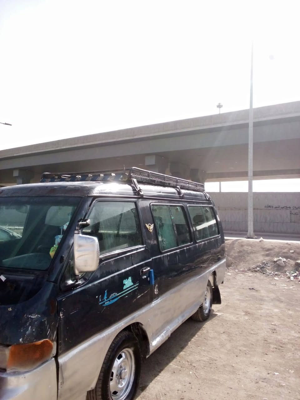 هونداي 94 سياره جاهزه مكينه وكير وحداديه وتخم تاير كير اوتماتيك سياره حلوه وجاهزه 11 نفر السعر 16 وبي مجال مكان سياره ناصريه مكلف بنشر الاستفسار ع رقم ***********
