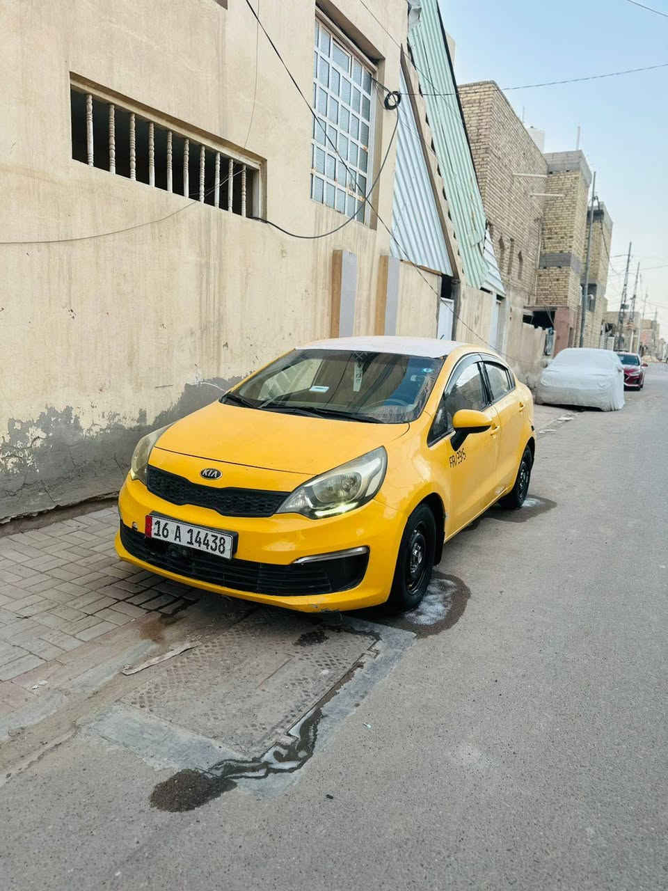 سلام عليكم  كيا ريو للبيع خليجي 1600 سياره مجفته مكينته+ تخم تايرات جدد+ تبريد شغال+ كشنات لايلون +رقم الدولي) ***********مكان دوانيه 🧿💙

