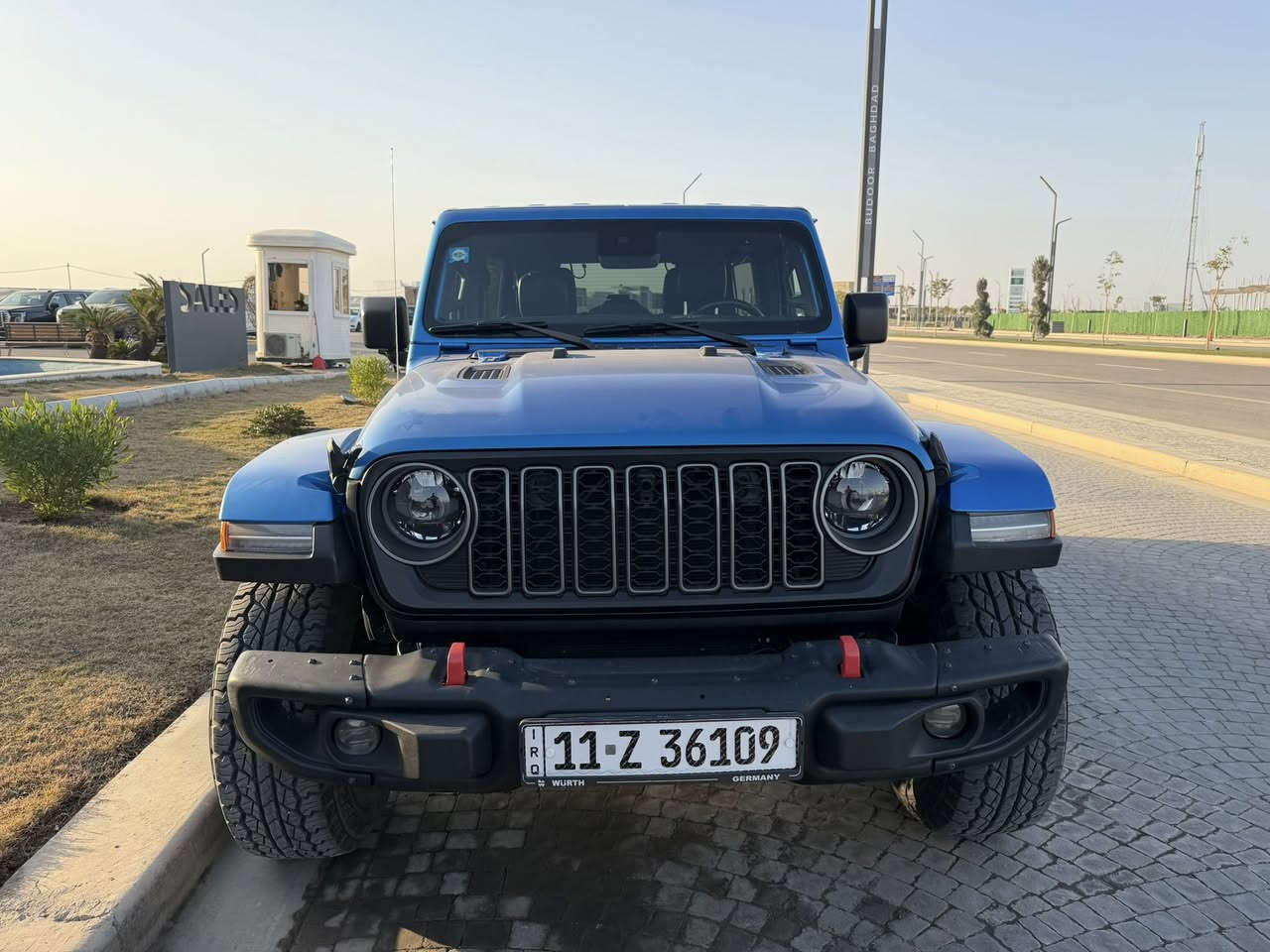 سلام عليكم جيب رانكلر 2022 وارد حادثها جاملغ بنيد بدون دواخل سياره فول مواصفات داخل جلد شاشه كبيره بجم لد قماره تنفتح محرك 4 سلندر سياره مغلفه ppf مات وسياره جديده حيل السعر 24500 مجال بسيط مكانها السيديه ***********
