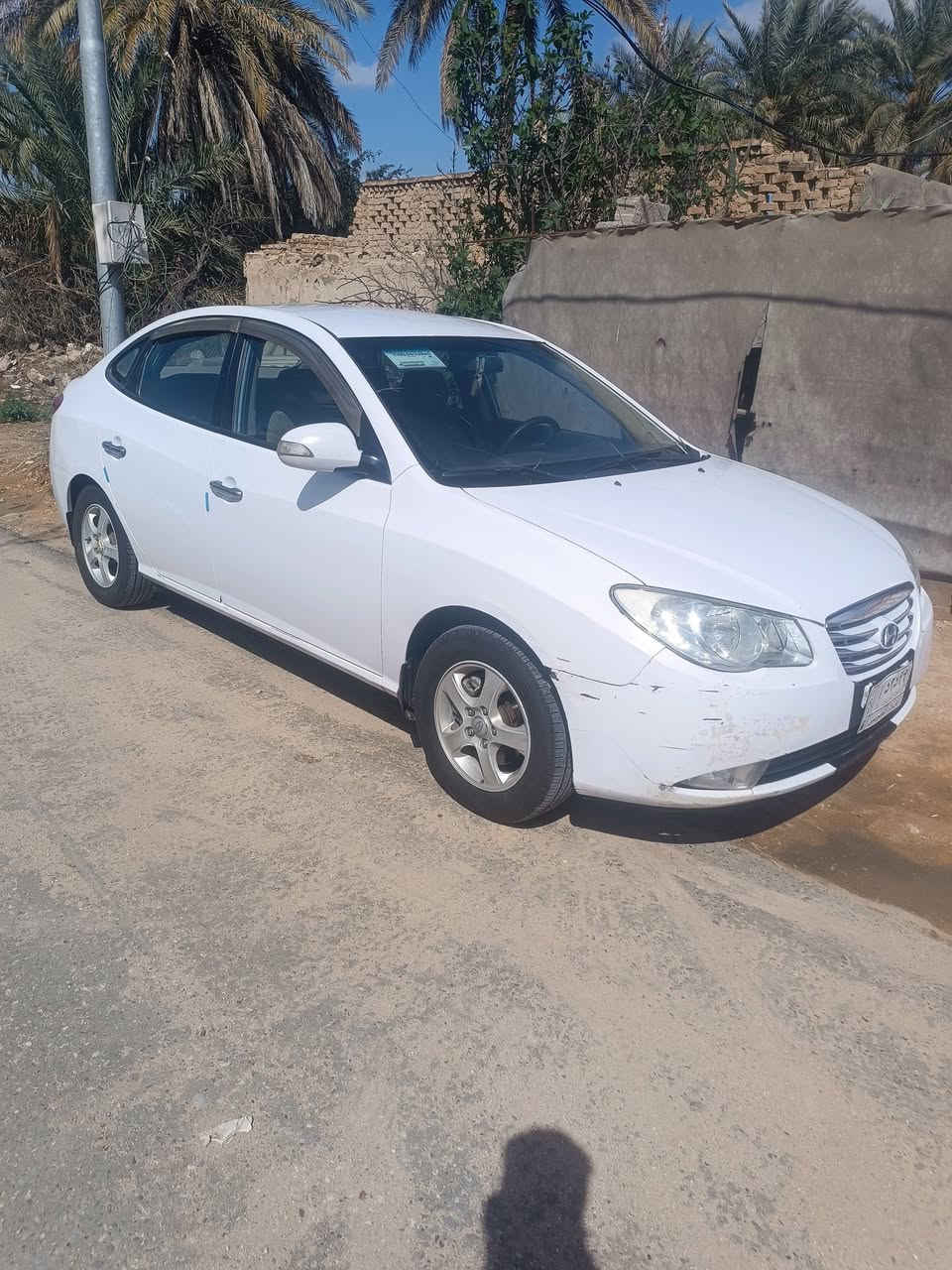 سلام عليكم للبيع النترا 
موديل 2011 خليجي بسمي رقم كربلاء محرك 1600 السياره بيها قطعتين باب وجاملغ امامي بدون دواخل 
السياره مسويلها ادامه كامله 
عنوان السياره كربلاء 
السعر 105 
موبايل ***********
مامتواجد ع الفيس وات ساب موجود ع نفس الرقم
