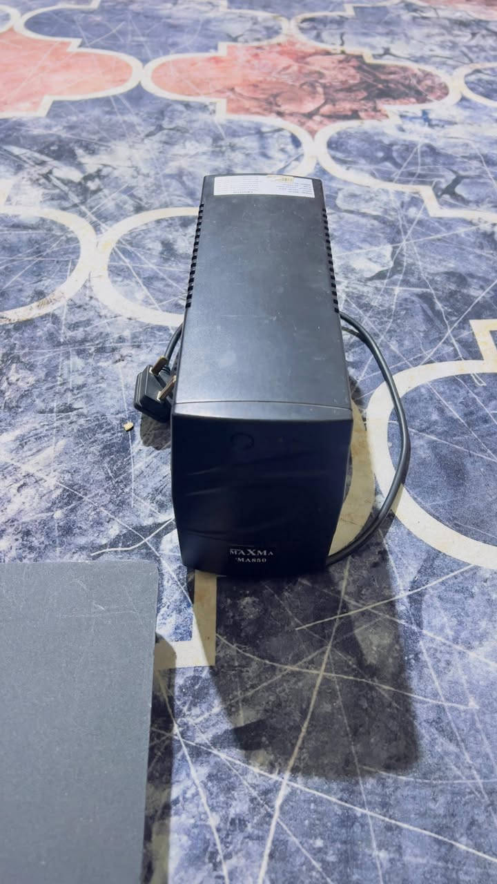 بلي 4
اونلاين 
نضيف جدا استخدام قليل كل ما موجود في الصور للبيع معه ملحقاته بغداد الشعله *********** واتساب بدون عمله قفل 300 الف
