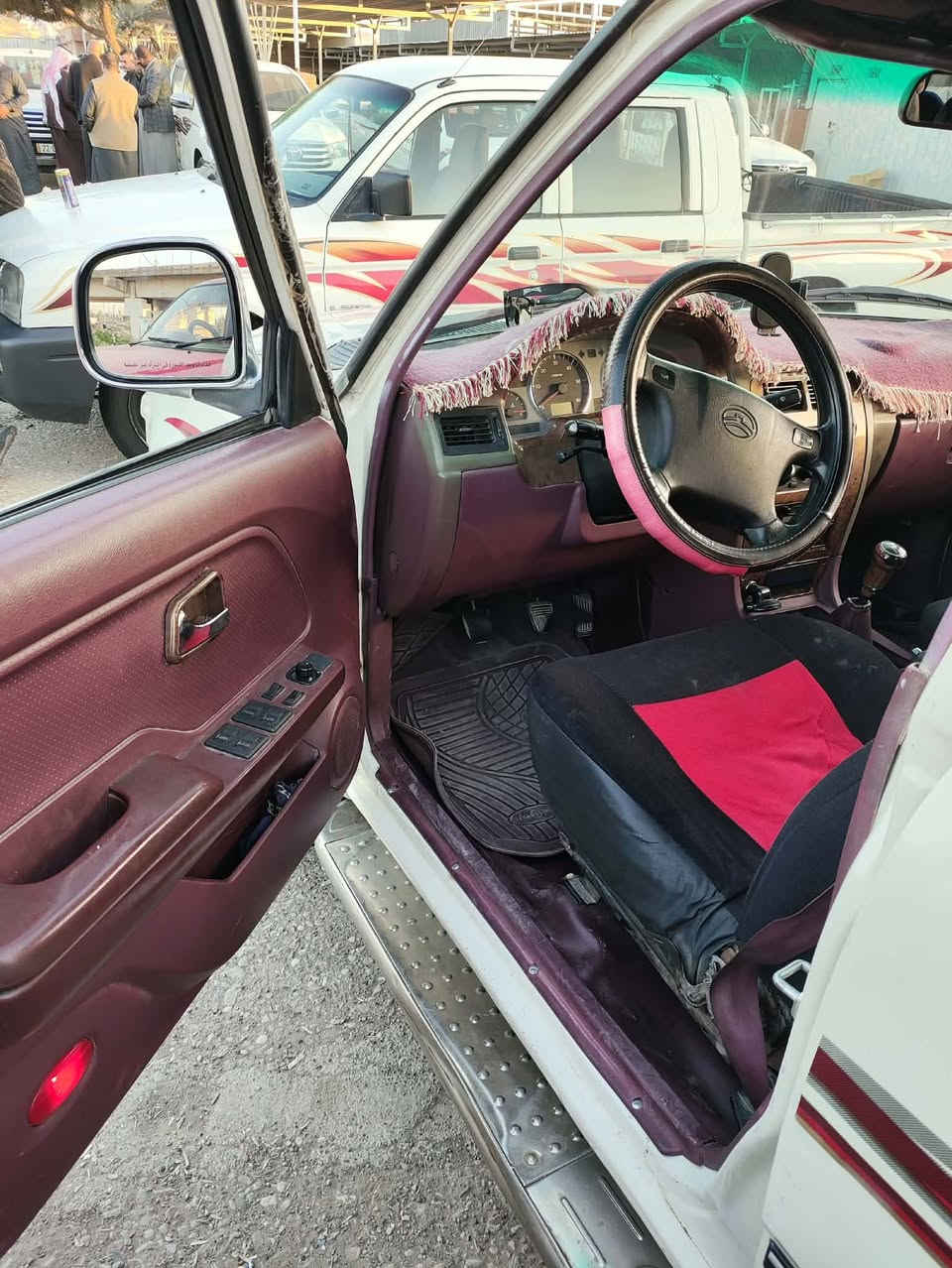 بيكب دير موديل 2011
رقم سليماني جديد بي بطاقة بنزين
بي باب سايق متبدل ودوسة صبغ
نظيف مال بيت
لايت جديد تاير صدر باتري كلة جديد 
شرط تحويل
سعره 79 ورقة
مكان كركوك
مكلف بالنشر اتصل عالرقم 
***********
