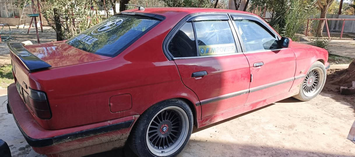 بئێم 1989 مەکینەی بیلاد گاز سوپەر چاچ زۆر کەم دەخوات سەنەوی بەشەرت حاسیبەو ئەوەلیات موسوبڕاوە حجز بەشەرت سەیارەکە زۆر پاکە چرکەی نیە تەقەو رەقەی بەشەرت چوار ویلو تایەی تازەیە دوجام کارەبایە گەرمی ئیش دەکات هەمو کارەبای مەزبوتە بەشەرت ڕۆن تازە گۆراوە دەعامی بۆدەعامی بەشەرت ئەم نازدارە 28 گڵاو مەجال ژمارەی مۆبایل *********** ئەم ژمارە واتسابی لەسەرە كالار, السليمانية
