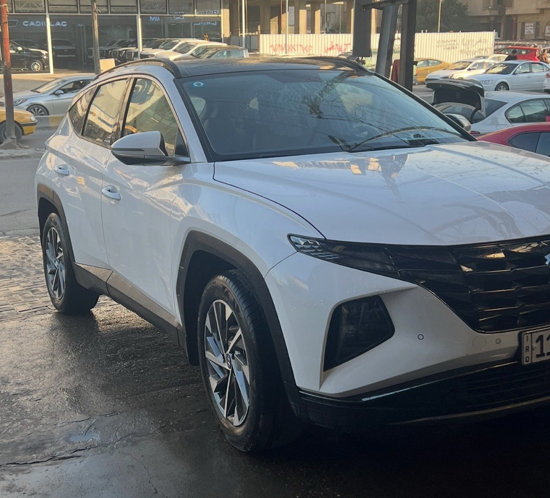 
توسان 24 خليجي استلام شركة الت ساك وبعدها بضمان الشركة فول الفول وبانوراما ماشية 44 الف رقم بغداد الانكليزي سنوية لغاية 2029 وهزة جديده بيها تبديل باب السايق نفس اللون اثر حادث ستوته وصبغ ربع باب الخلف السايق وشبر من الصندوق بدون ايرباك وكل شي مذكور بالسونار السيارة جديدة بمعنى الكلمة السعر 206وبيها مجال بسيط جدا *********** 

بغداد الدوره شارع المصافي مقابل المحكمة