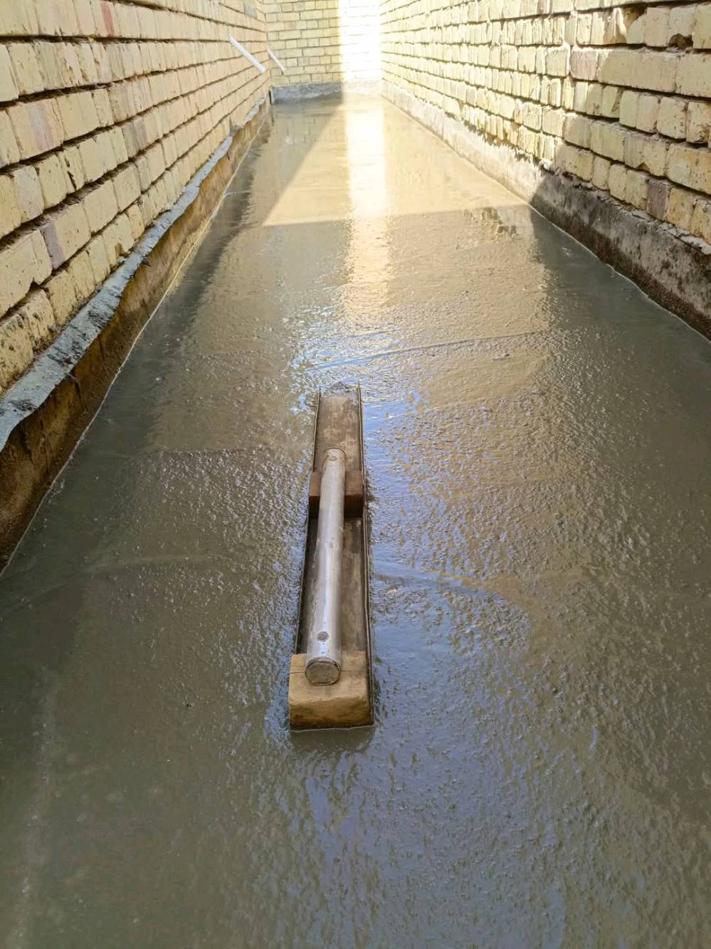 
*********** 📞
السلام عليكم لي عده صبت نضافه رضيه تصليطه صطح رباط بيتونه اي شي وانه بخدمتكم جميع مناطق لبصره 