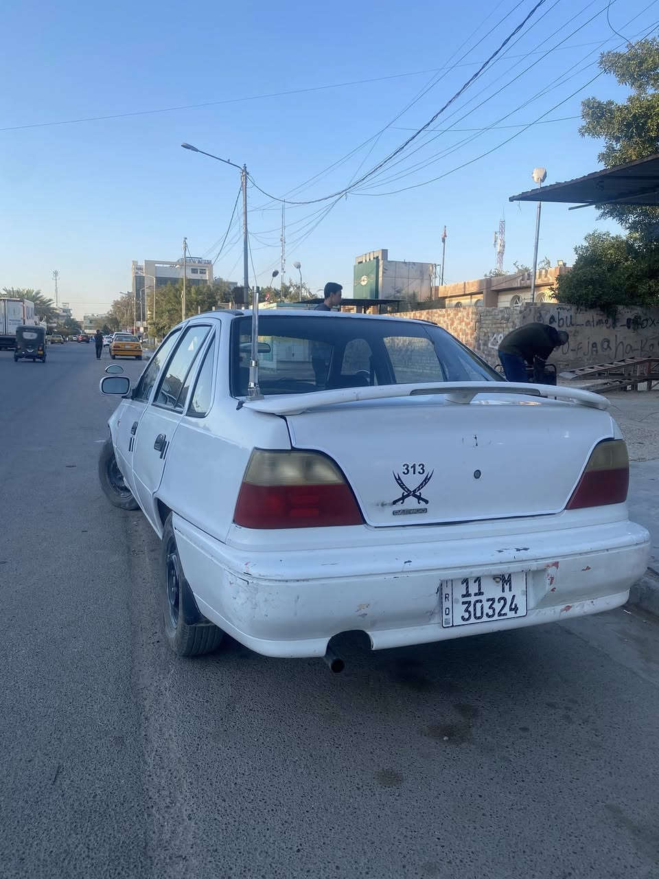 السلام عليكم عيد مبارك وكل عام وانتم بالف خير ❤️

دايو سيلو 

-موديل 1995

- مكفولة من الصبغ و التبديل 

-رقم بغداد الانكليزي الجديد بأسمي 

- تخم وياله و تايرات جديد

-محرك وكير يحتاجلهن ادامه 

-باتري جديد

-كهربائيات كامله 

-سنتر لوك شغال 

-غرفتها نضيفه السياره بلاديه 

-السعر (( 32 )) وبيها مجال للطيبين 

للاستفسار *********** واتساب
