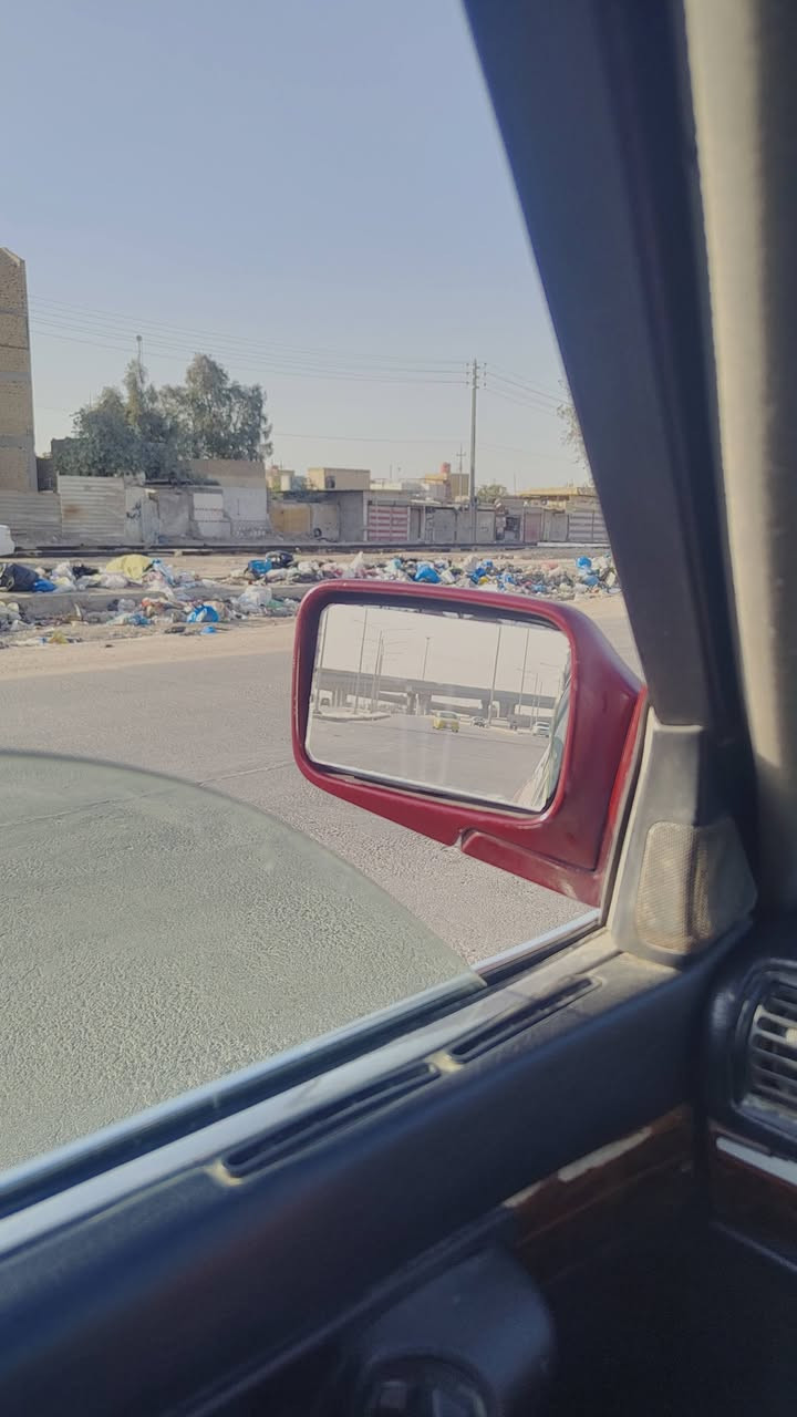 سلام عليكم
بي ام 735 موديل 1992  v6

مكينتها حلوة بس الكير فصل تنميره تمشي شوية ويفصل 
بدلت الدهن مالته لكيته خابط بينما كلشي ماجان بي خابرت سيد يحيى الله يوفقه  كلي مايرادلها بس الكير يتنضف هو والتورباين وكذلك القزان سوية
اما التبريد شغال العام اسافر بيها الظهر  بس الفان ظل يفصل هسه

ابيعها على وضعها سنويتها ساقطة 2020 الغرامات عليه 
السعر 33 ورقة مكاني الناصرية


**إذا كنت صاحب هذا الإعلان وتريد حذفه لأي سبب، رجاءا أرسل رسالة إلى الدعم الفني**