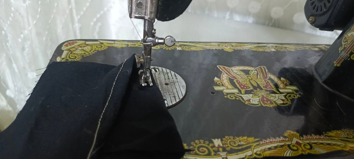 مكينه باب أول خياطه يخبل مدينه الصدر ب٤٥ ***********
