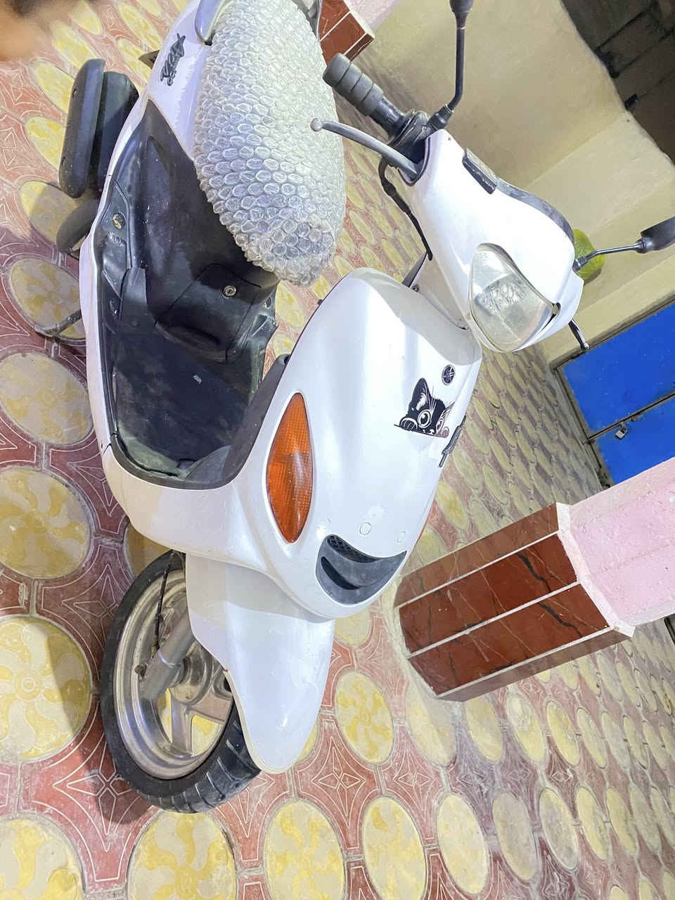 دراجه اكزز ياباني خطين ما مفتوح ما بيه اي نقيصه . . سلف .هندر . اشاير . لايت خلفي ومامي . هورن . وبيها قفل اكسن . وقفل سكان . كفر بلادي 
سعر 650 وبيها مجال 
العنوان / البصره القرنه 
رقم هاتف 📞 ***********
