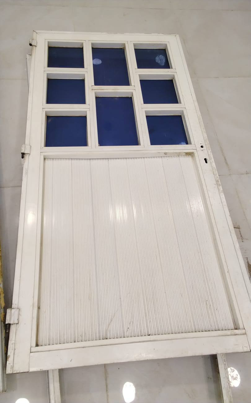 للبيع اتصل ***********
