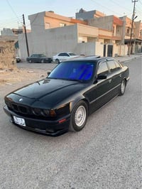 بي ام ٥٢٥ • اوتوماتيك • سلايد