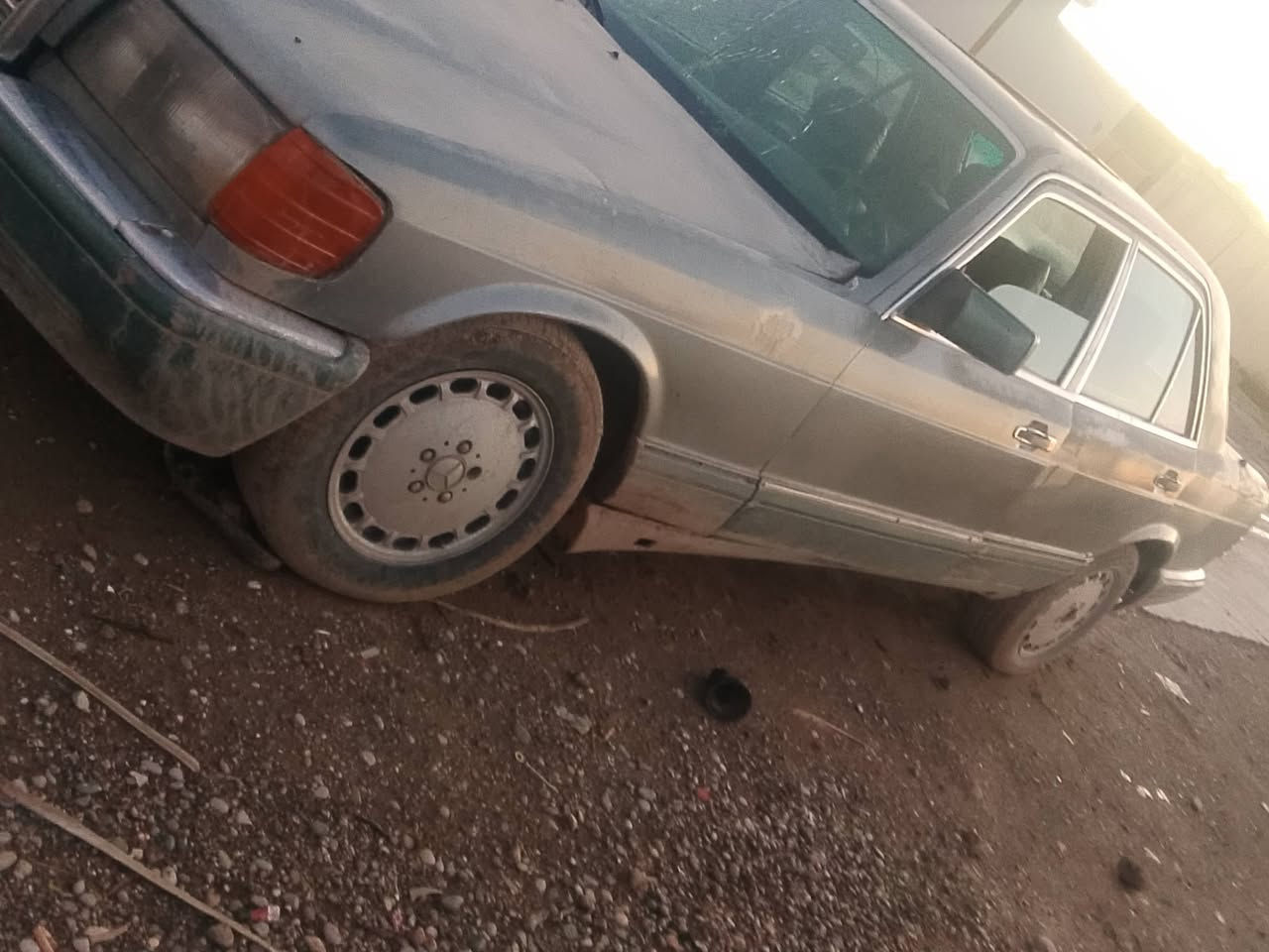 السلام عليكم
مرسيدس 300 كير ومحرك بطه 3000 شرط سياره شرط تحويل سياره كشره تعبان سعره 16 ورقه 
***********
***********
