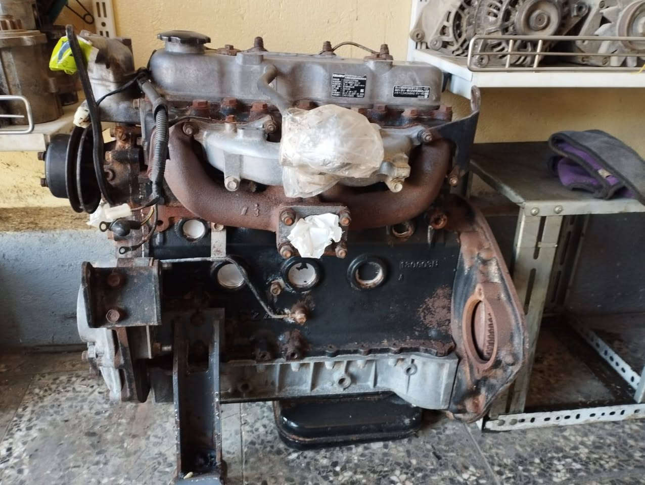 محرك رافعه شوكية حديث ازوزه بلادي
حسين
***********
***********
