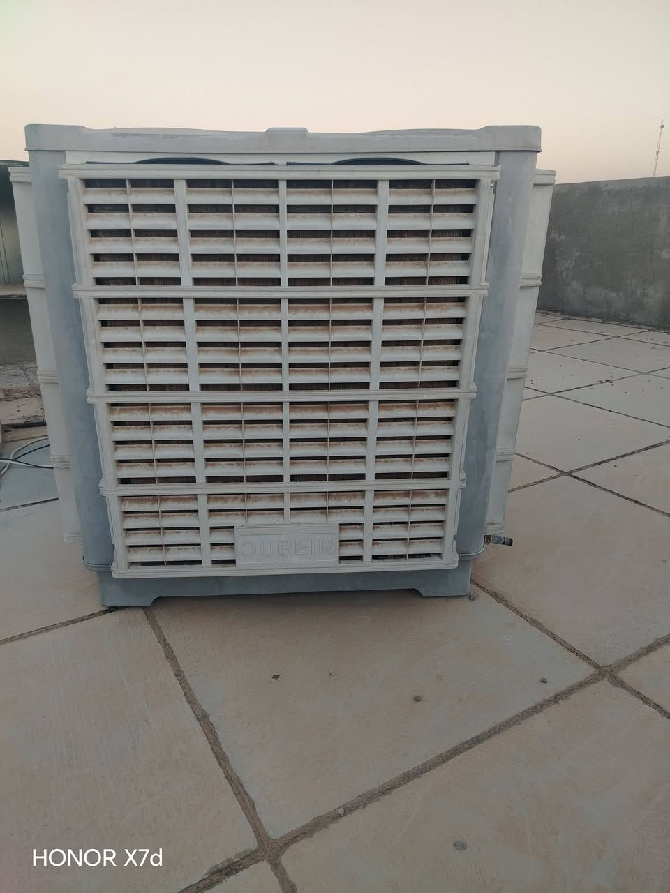 مبردة عدد( 2)حجم كبير نوعيه OUBEIR أصلي  مال دكت مستعمل شهرين أخو الجديد عنوان امرلي  شراي اتصل على رقم ***********
