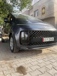 ستاريا موديل 2022  محرك كاز تيربو  11 راكب  بصمة  نظام ترحيب  مري شفت ...