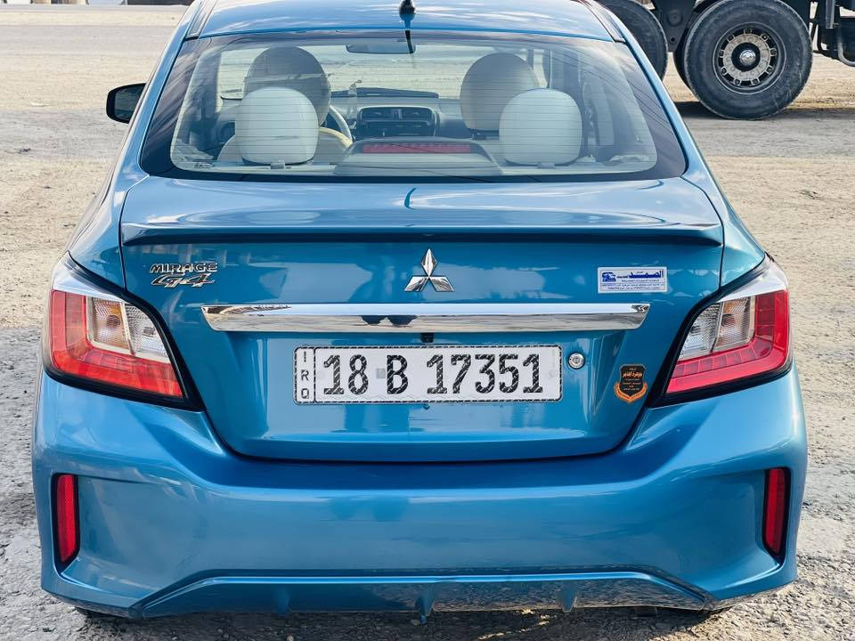 السلام عليكم ميسبوشي ميراج للبيع سياره جديده بل حقيقه احلاى من الصوره تخم تاير جديد كير مكينه حداديه جديده 
سياره كدام عينك نضيفه ما متعوبه 
للستفسار ***********
الشراي بي خير ويدلل
