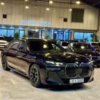 بي ام ٧٤٠ • ٢٠٢٣ • ٢٢ ألف كم