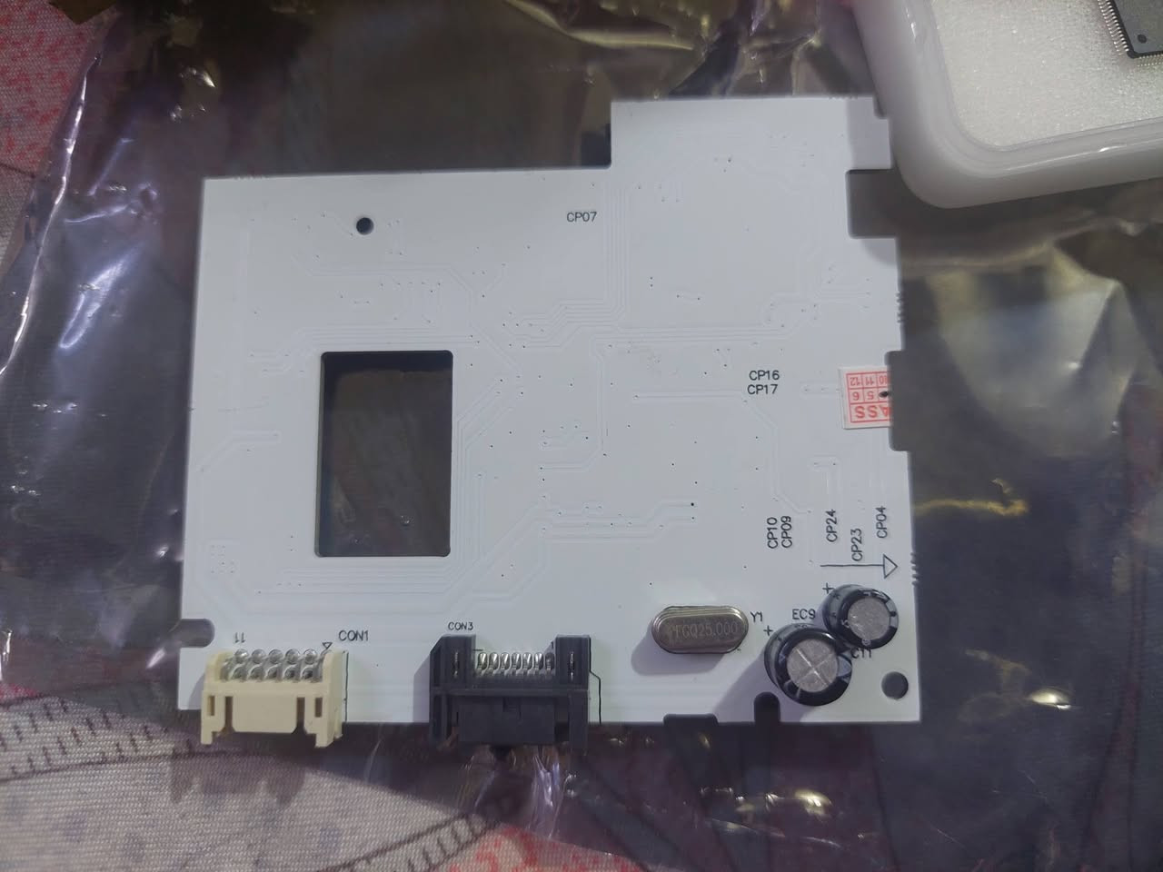 هذه مجموعة من الدوائر المتكاملة (Integrated Circuits) وهي عبارة عن متحكمات دقيقة.النوع: هذه الشرائح هي متحكمات دقيقة من عائلة STM32، تحديداً موديل STM32F407VET6.المواصفات: تعمل هذه المتحكمات بنواة ARM Cortex-M4، وتأتي في حزمة LQFP100 (100 دبوس).الاستخدام: تُستخدم هذه الشرائح في تطبيقات الأنظمة المدمجة (Embedded Systems) المختلفة.المميزات: تتميز باستهلاك طاقة منخفض للغاية وتعمل بجهد إمداد يتراوح بين 1.71 فولت إلى 3.6 فولت


**إذا كنت صاحب هذا الإعلان وتريد حذفه لأي سبب، رجاءا أرسل رسالة إلى الدعم الفني**