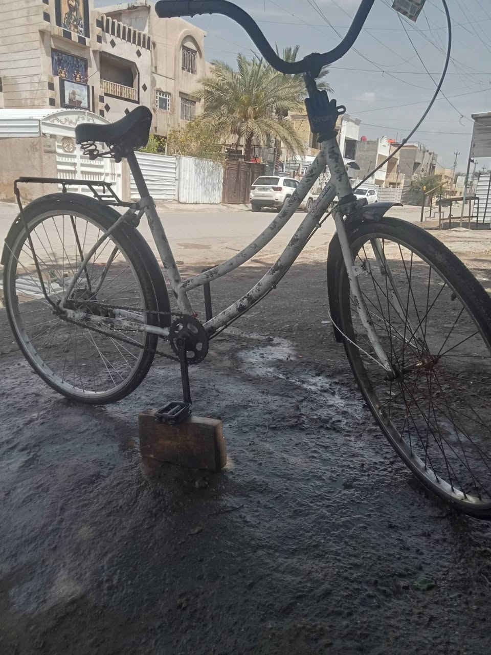 السلام عليكم باسكال البيع سعره 30 وبي مجال المكان بغداد البياع الشهداء جامس حجم 26 
الرقم الهاتف 
***********
