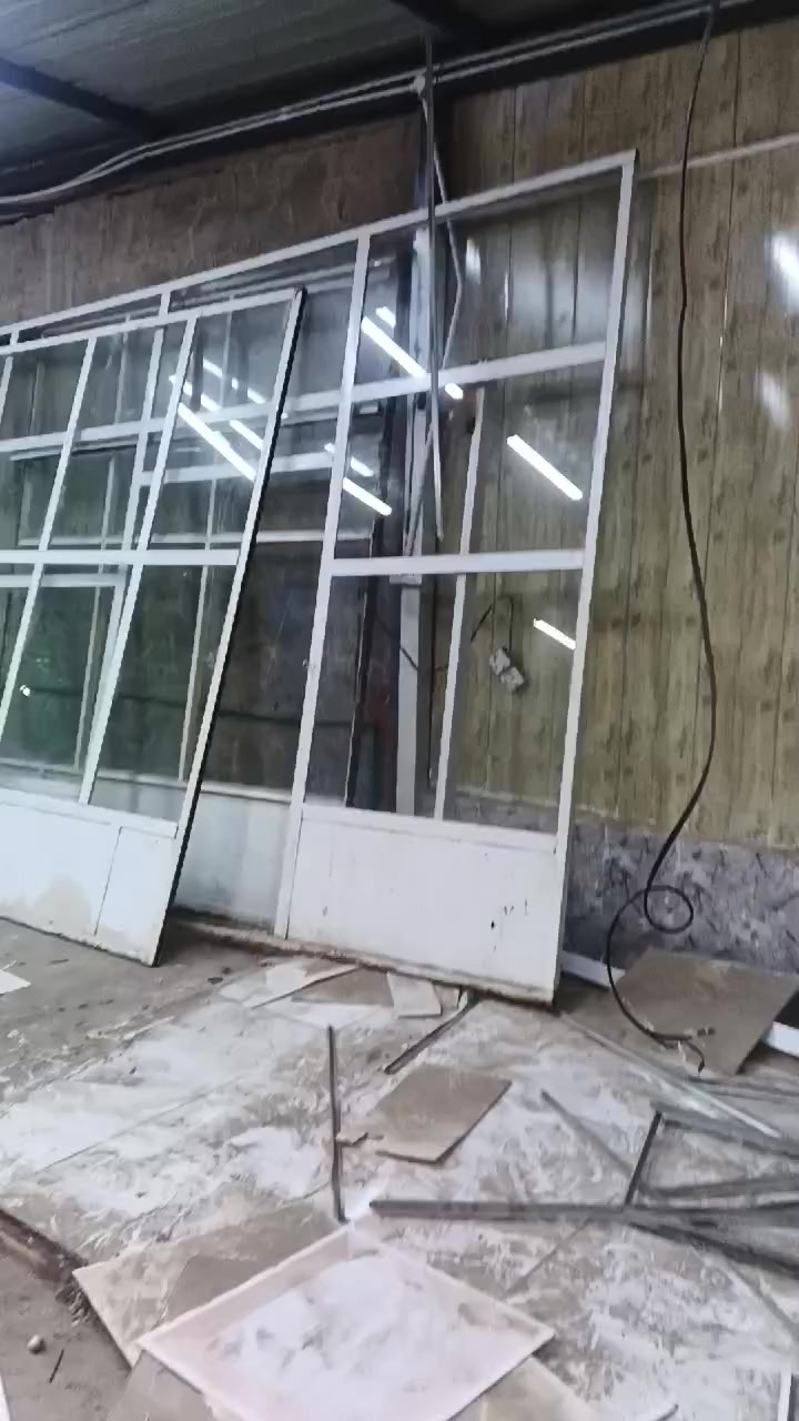 ‏‪***********‬‏ للبيع متوازي
