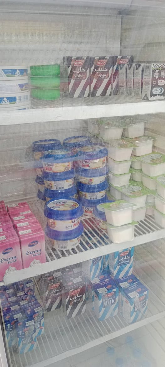 السلام عليكم محل مواد غذائية للبيع حي الشهداء قرب جامعة العين بجانب كافتريا السيد أسواق الجامعة السعر ثمانية ملايين وخمسمائه الف الاتصال على ***********
